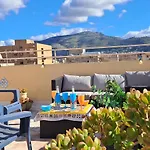 公寓 La Terrazza Illuminata Luxury Rooftop