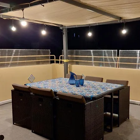 La Terrazza Illuminata Luxury Rooftop Apartment *