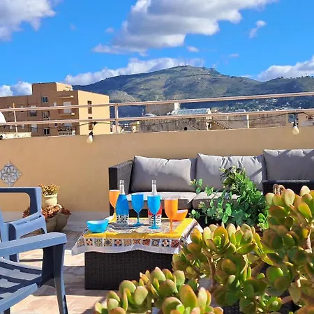 Lägenhet La Terrazza Illuminata Luxury Rooftop